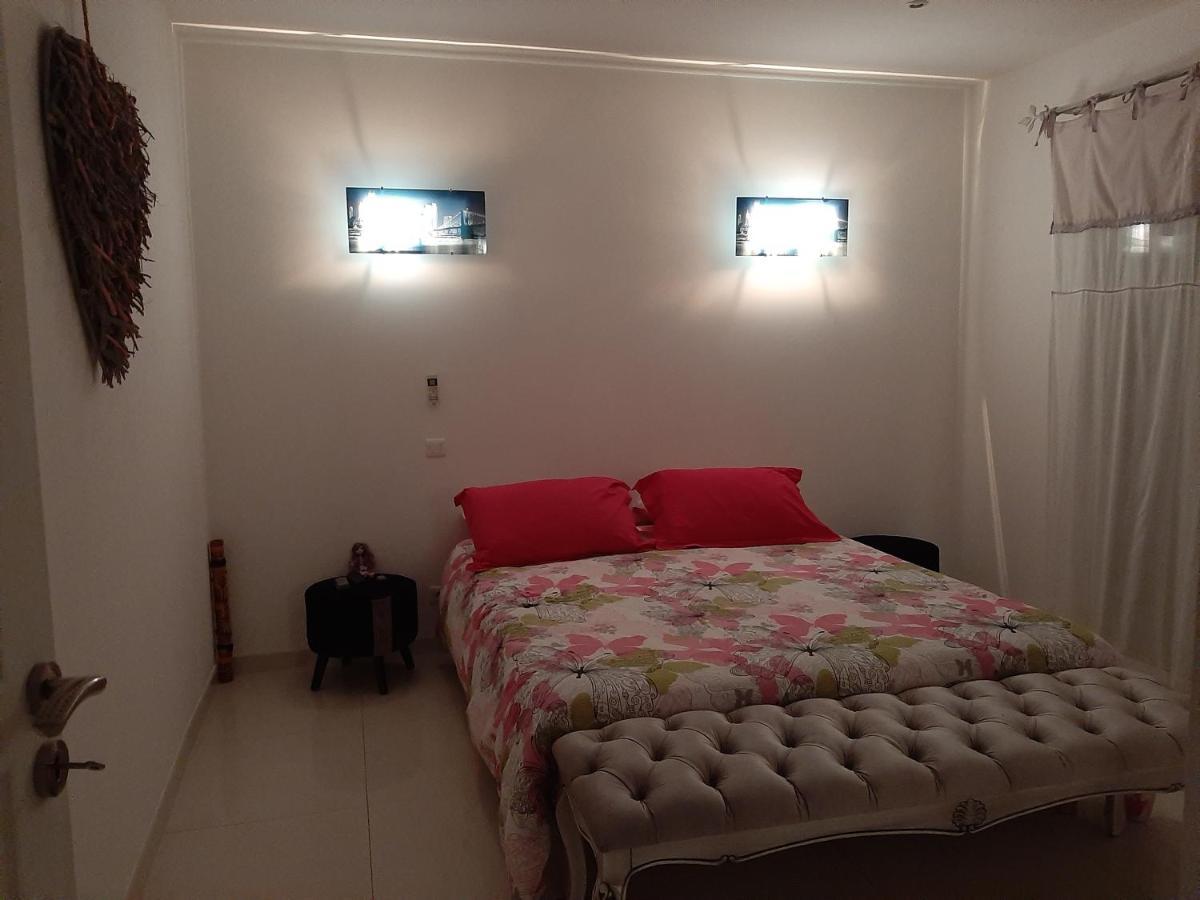 Les Collines D'Ugernum Bed & Breakfast Beaucaire  Exterior foto