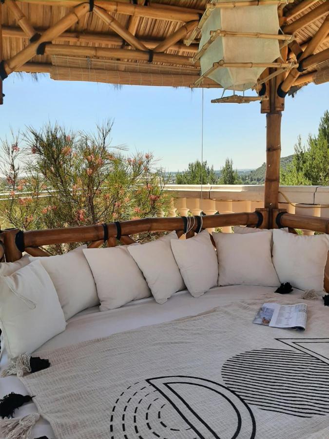 Les Collines D'Ugernum Bed & Breakfast Beaucaire  Exterior foto